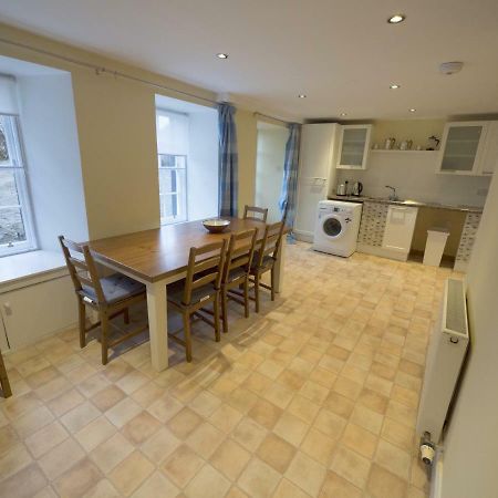 The Gallery Flat, 4 Tannage Brae Kirriemuir Exteriör bild